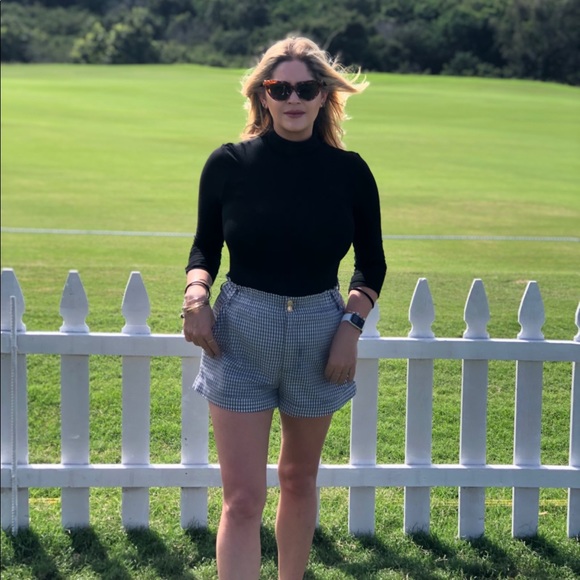 Meet your posher ❤️ - Picture 5 of 6